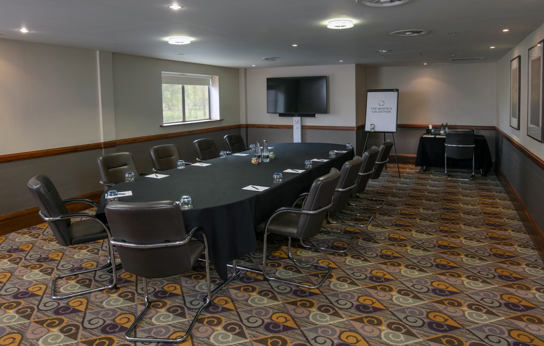 Meetings&Events Azure Boardroom 1 1