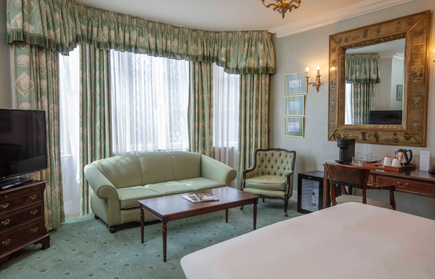 Carousel Desktop Feature Double Carousel 5