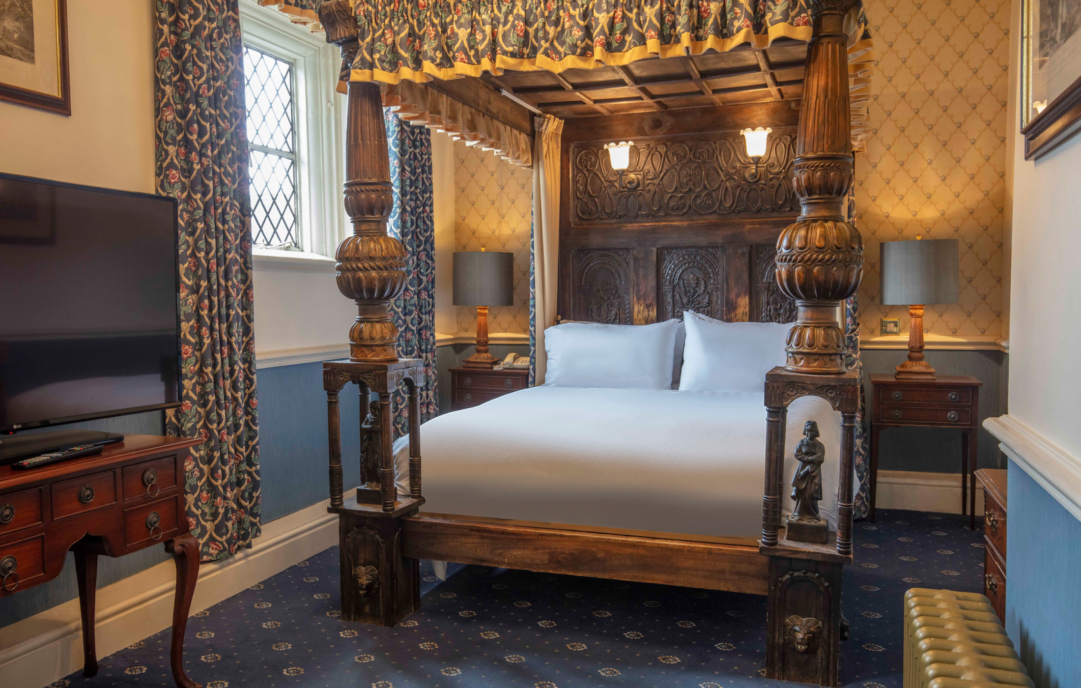 Rooms Fourposter Four Poster 2