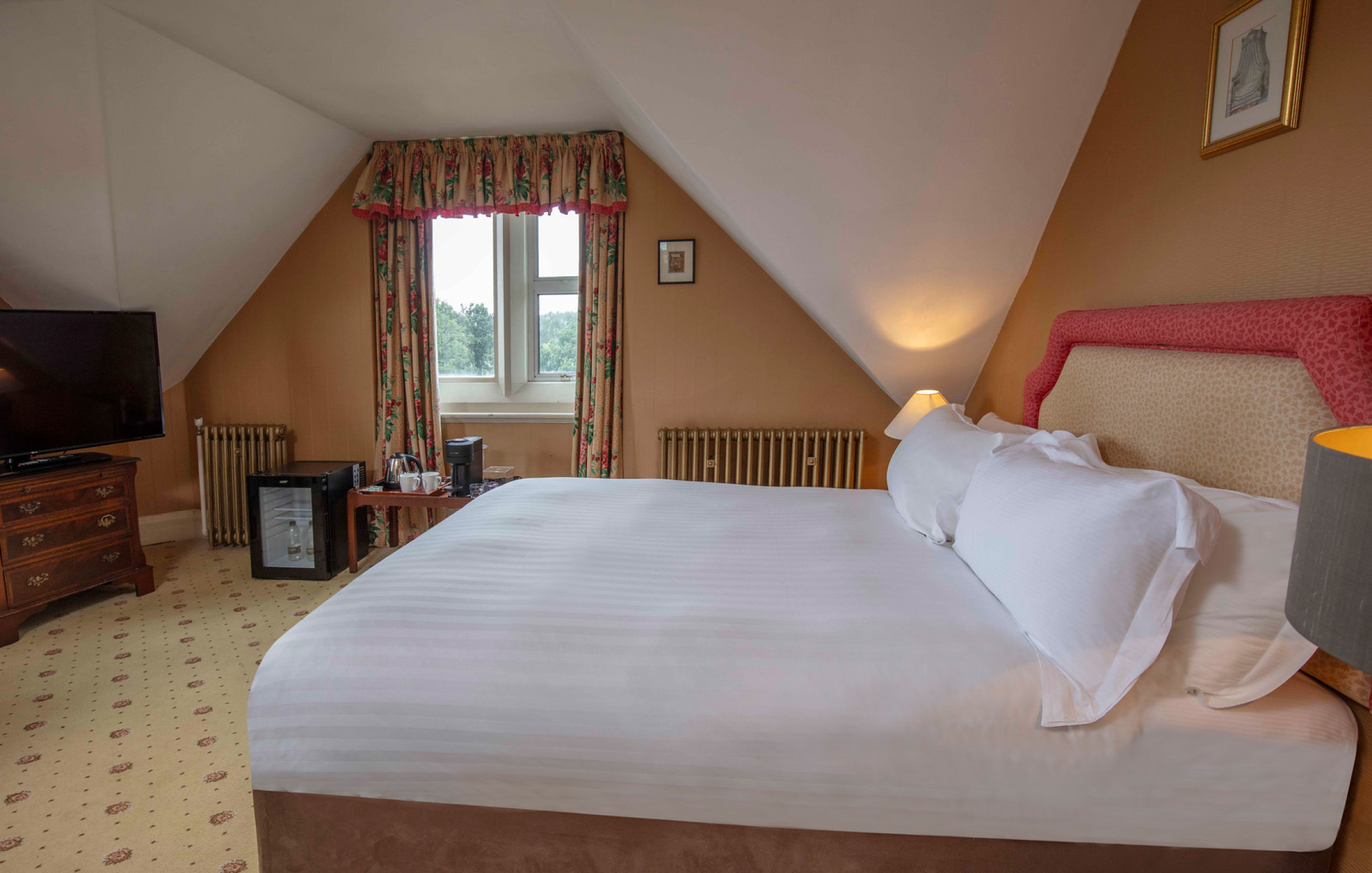 Rooms Featureroom Feature Double 1 6