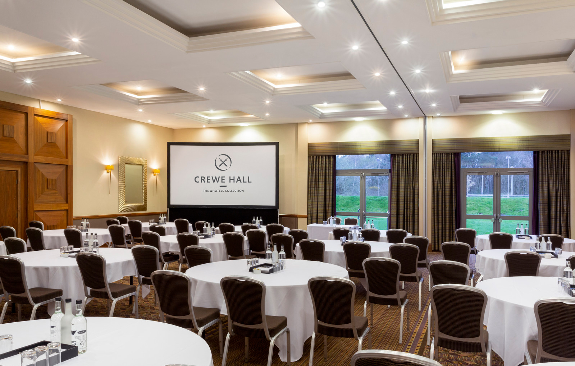 Meetings&Events Continental Suite Cabaret 1