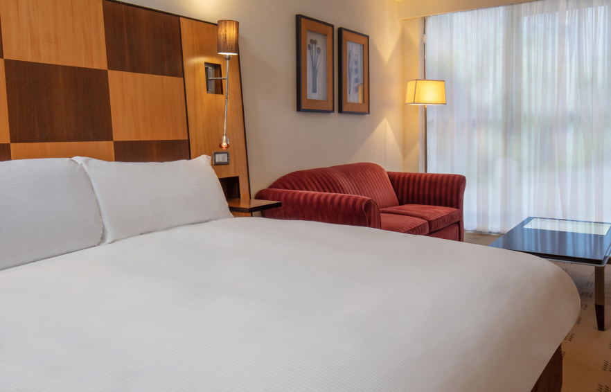 Carousel Desktop Classic Family Carousel 4