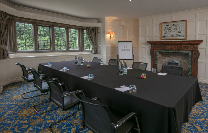 Carousel Desktop Hatton Boardroom Carousel 7