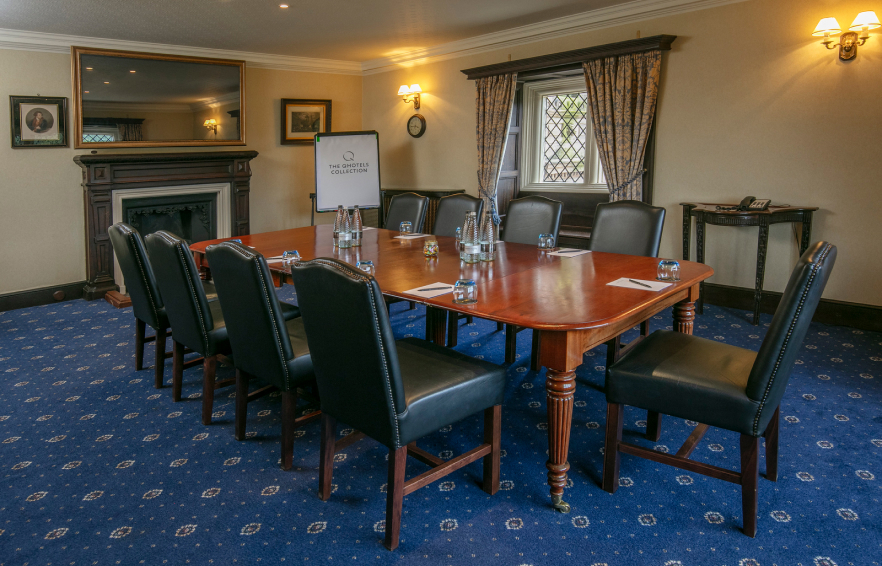 Carousel Desktop James Boardroom Carousel 4